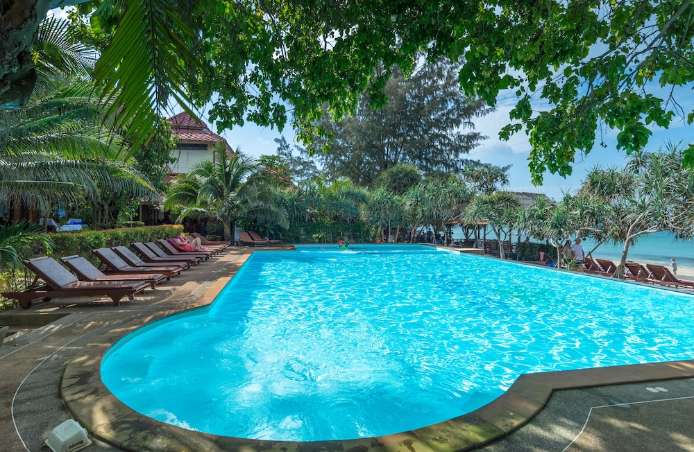 Lanta Miami Resort