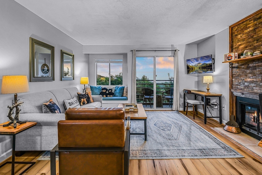 Heavenly View 2 Bedroom Condo