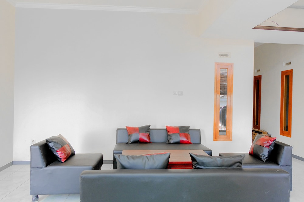 Hotel O Queen Homestay view 5