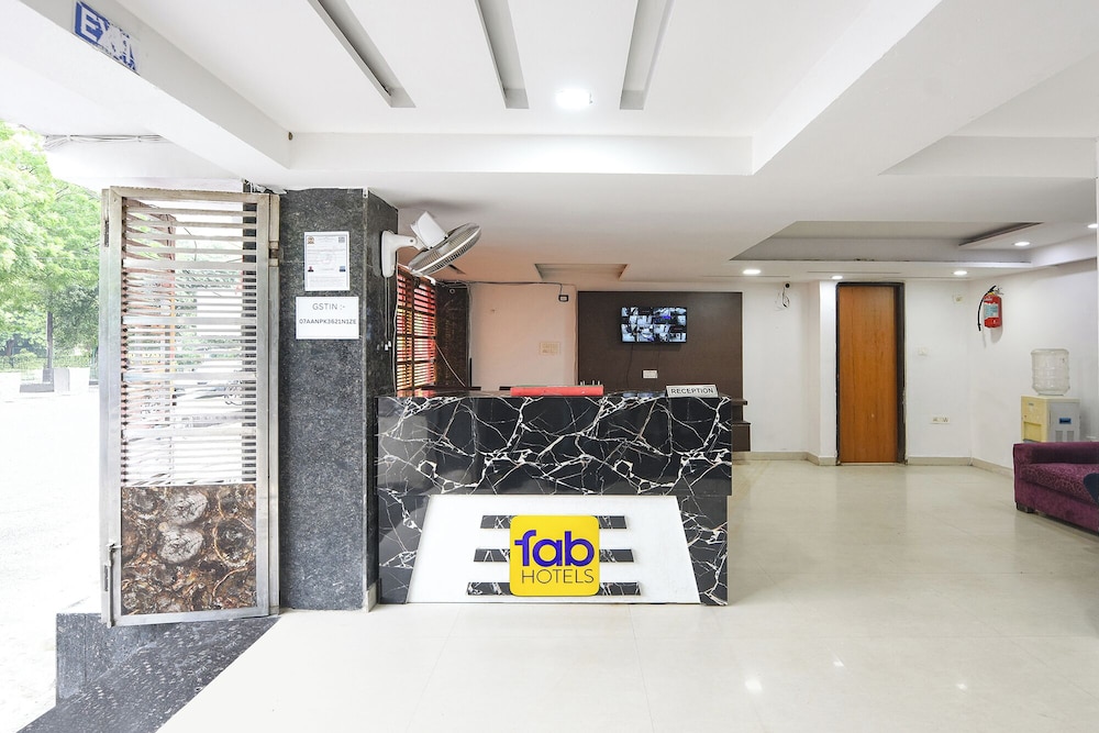 Fabhotel Celebration Home