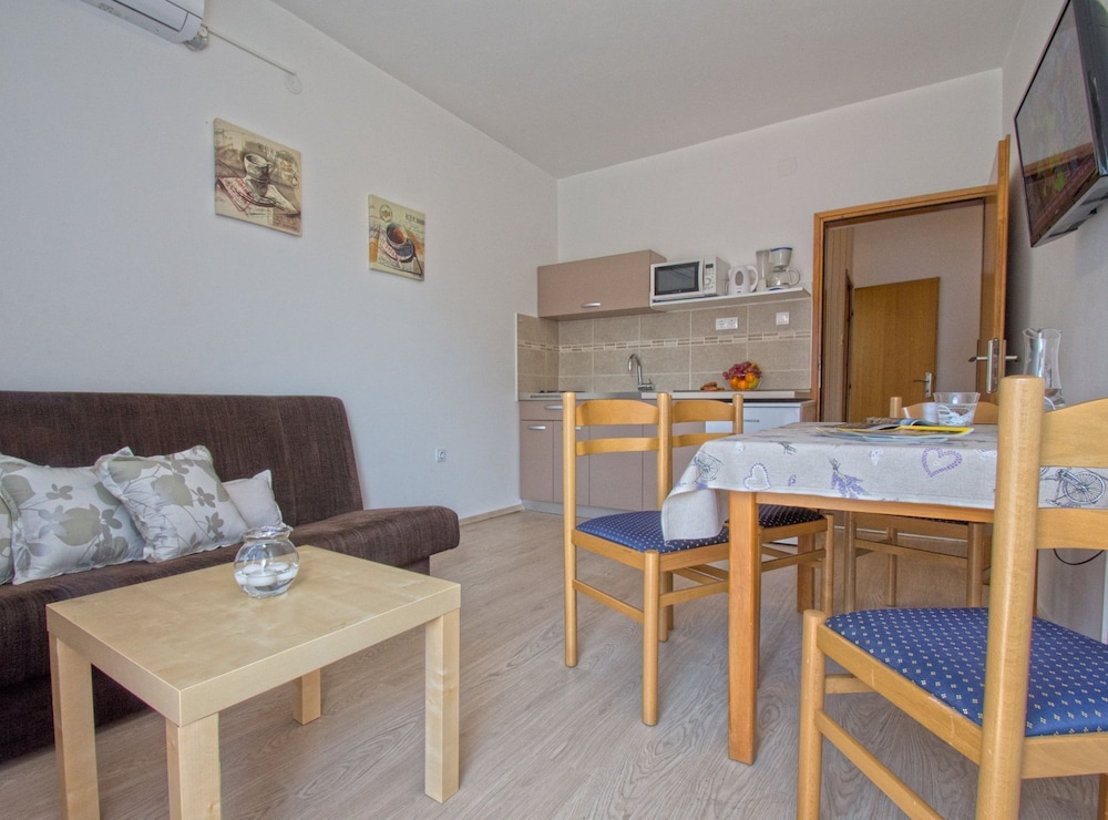 Contemporary Crikvenica Apartments With Private Parking