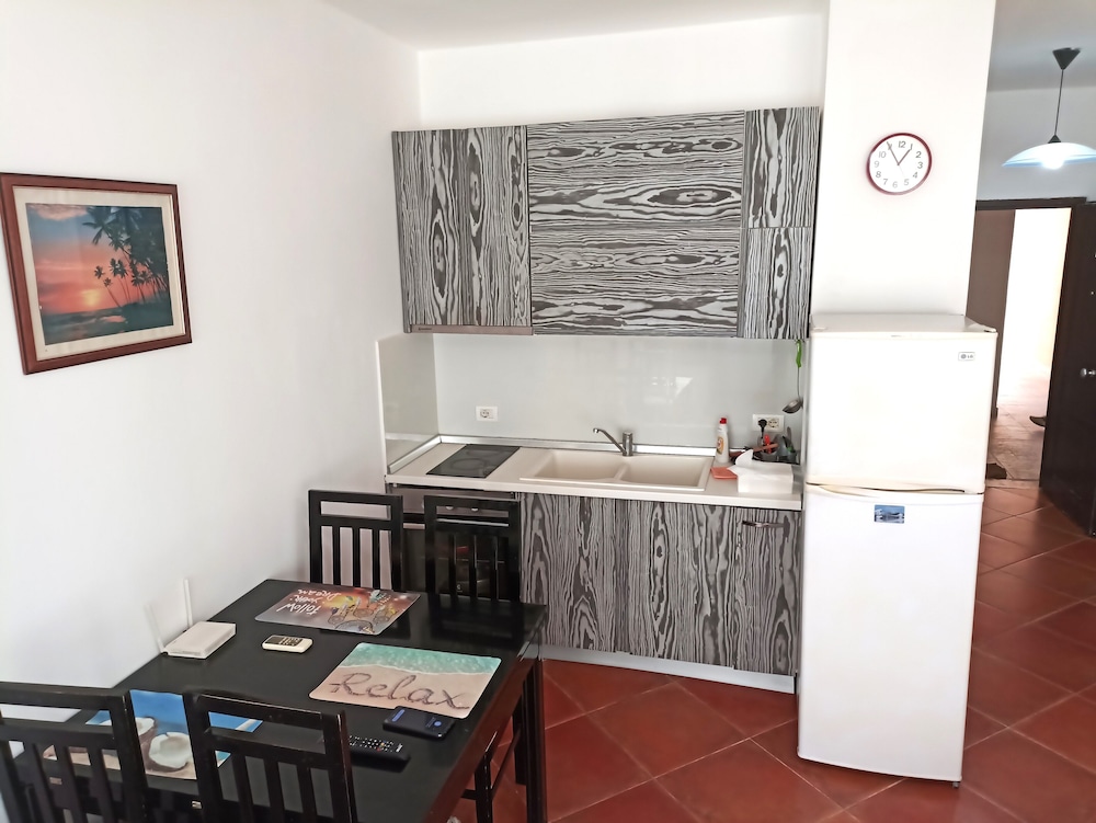 Apartment Shkëmbi i Kavajës Beach,