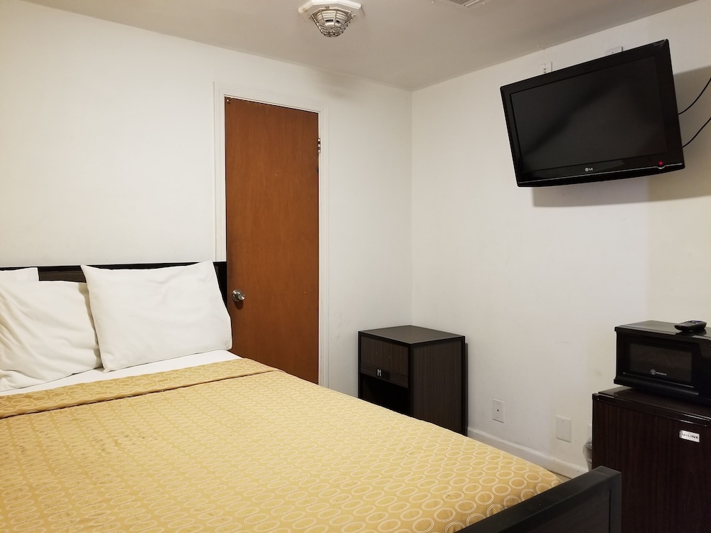 Lone Star Inn by FairBridge - Property Image 16