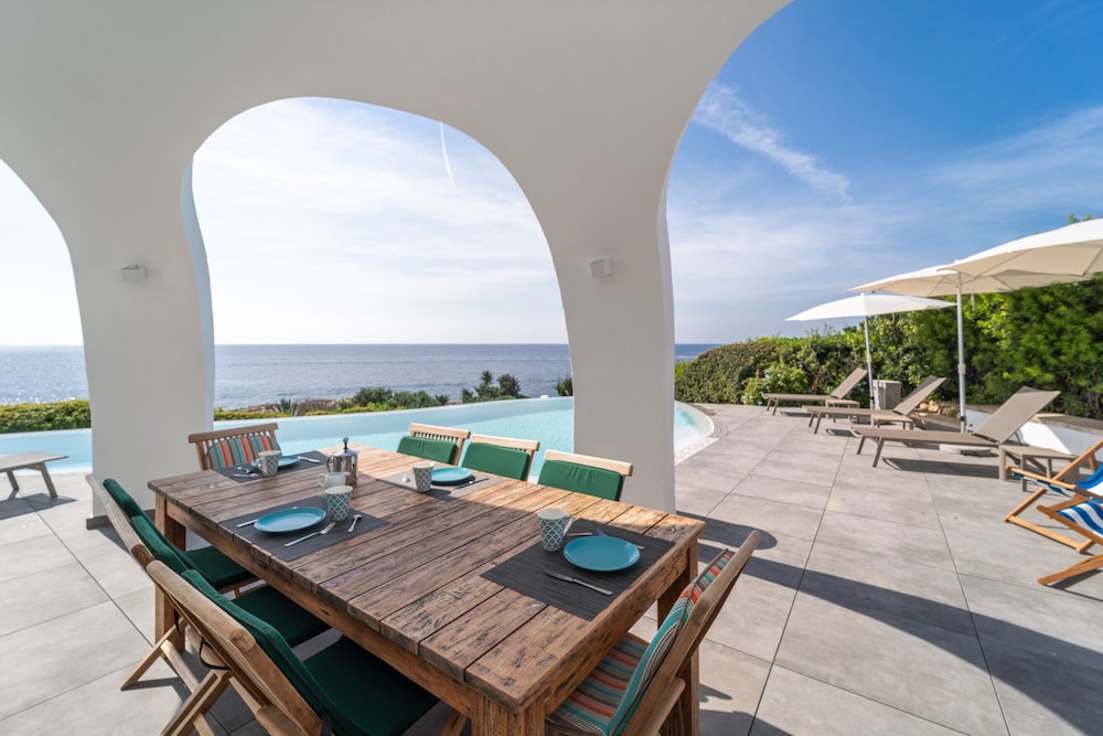 Villa Gaudina - Villa With Private Pool. Free Wifi