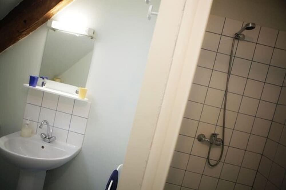 Chambres d'Hotes La Ferme de Bizoin view 2