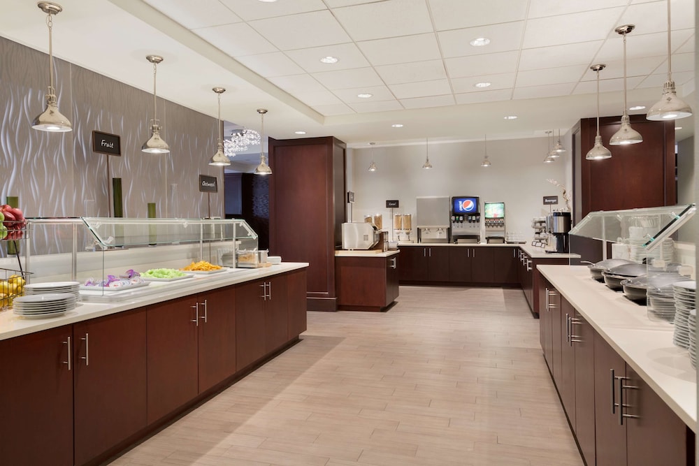 Boston Vacations - Embassy Suites by Hilton Boston Waltham - Property Image 20