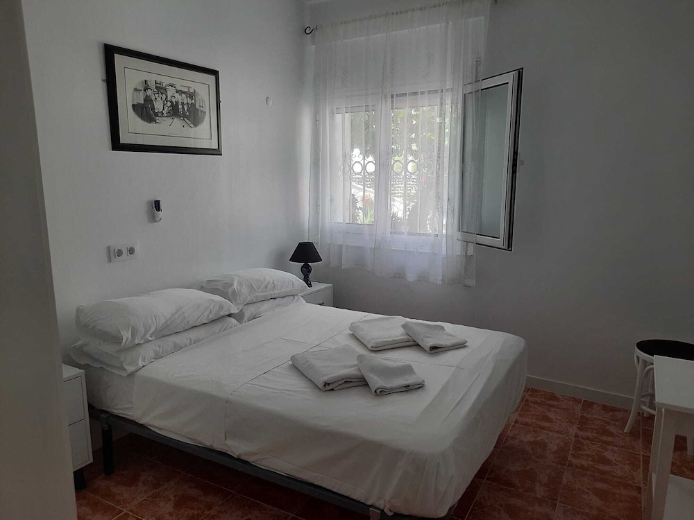 Comfortable 3-bed House, Bungalow