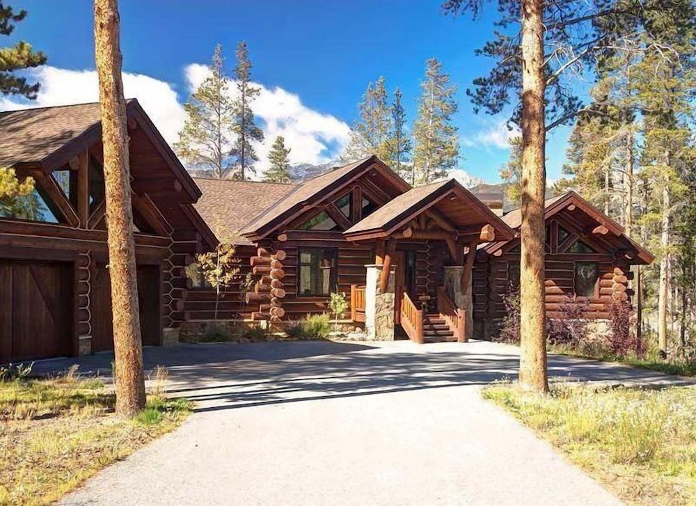 Big Timber Lodge