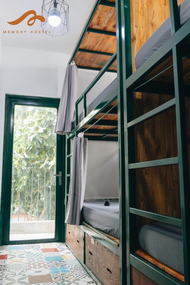 Memory Hostel