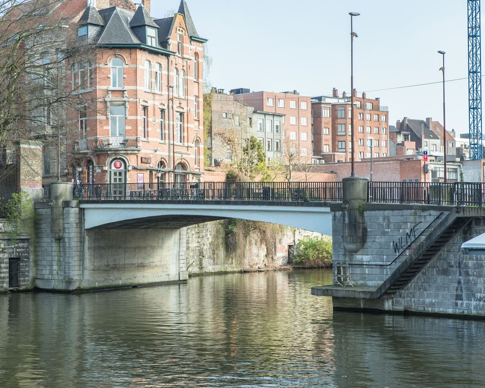 Huswell - Home Away From Home in Center of Ghent