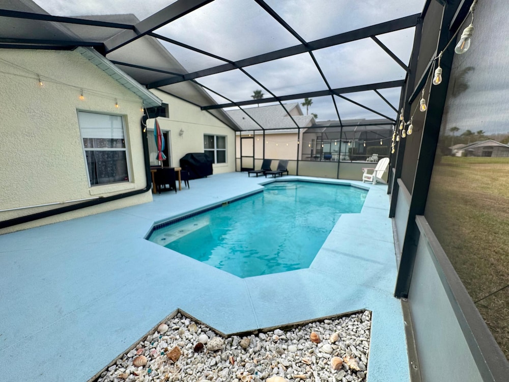 Lake Berkley Villas Swanky