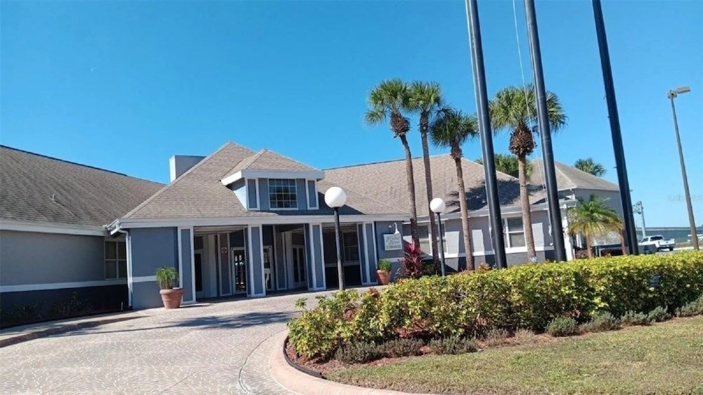 Two Bed Condo In Parkway Palms Resort 2 Bedroom Condo