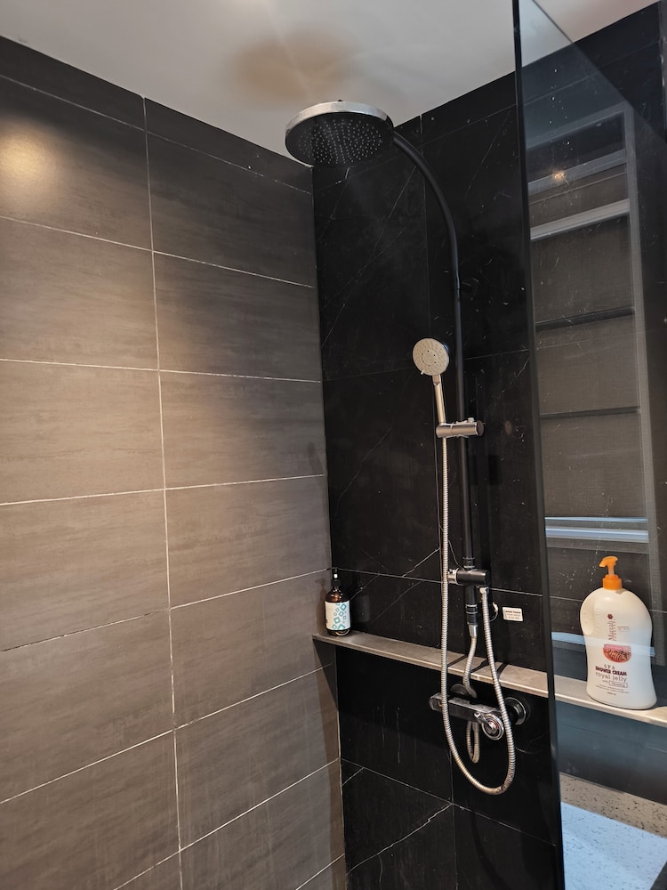 Expressionz KLCC By Laze Home