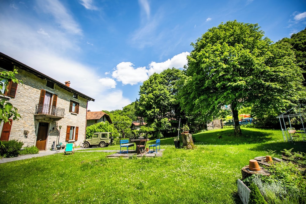 Piazzaga565