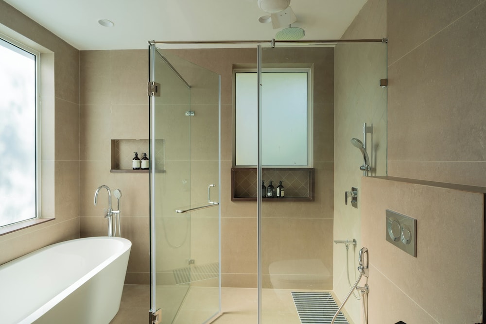ELIVAAS Laguna Camellia | Luxe 4 BHK Villa Near Popular Beaches with Private Pool