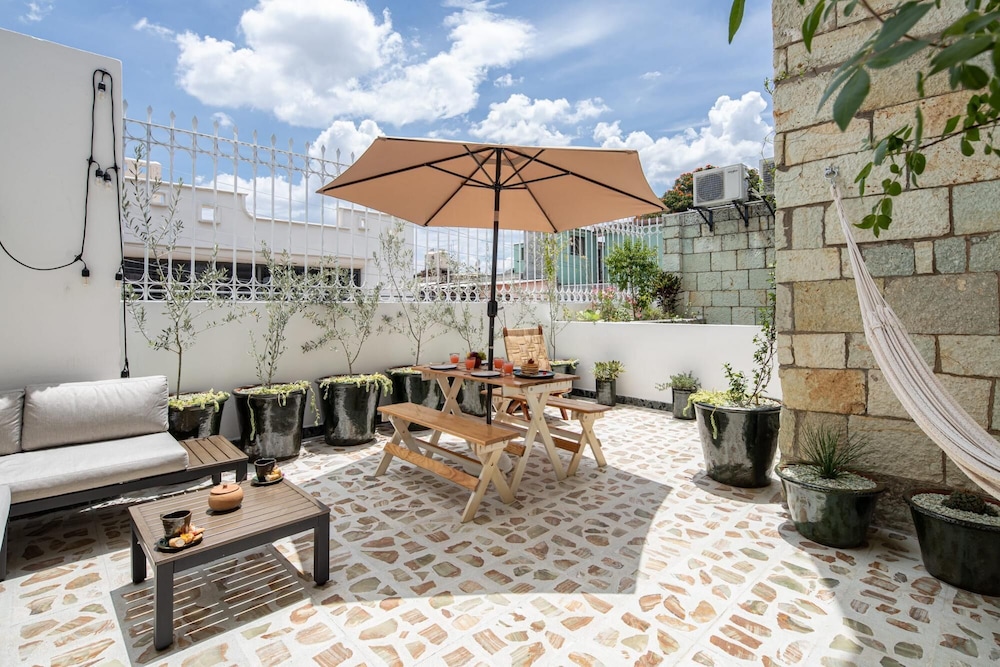 Rooftop Hot Tub 3 Levels 5bedroom in Villa Noria - Property Image 91