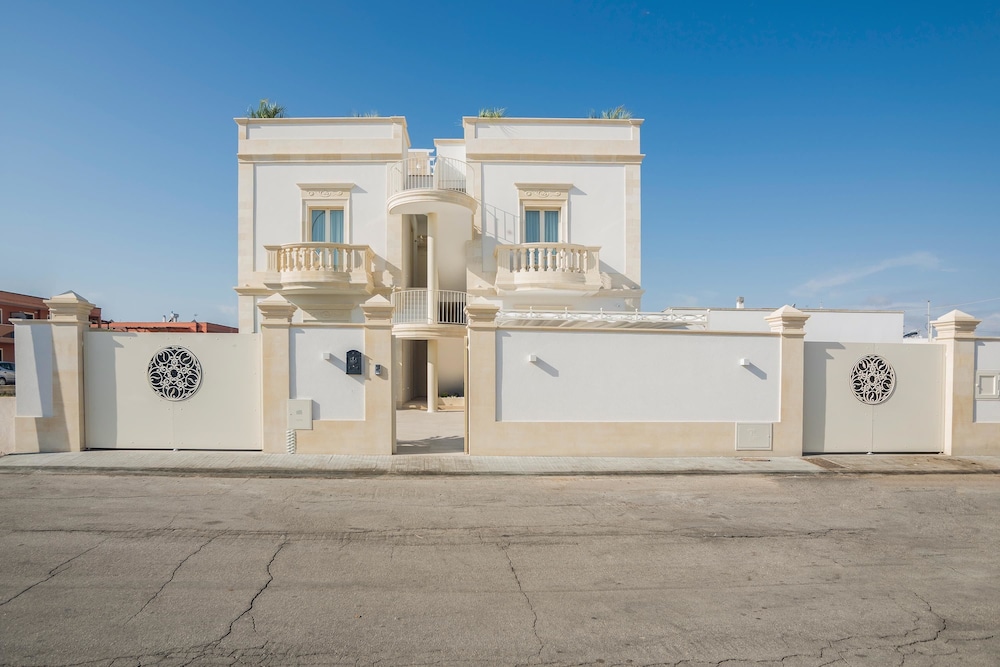 Acquaviva Suites view 5