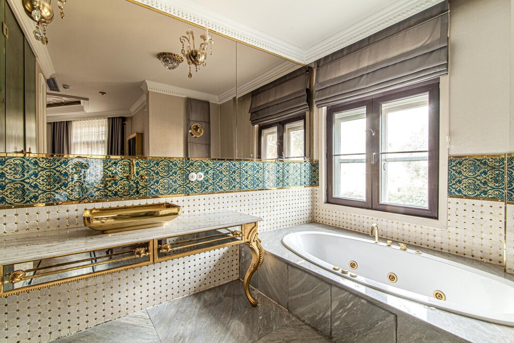 Magnificent Historic Mansion in Beylerbeyi
