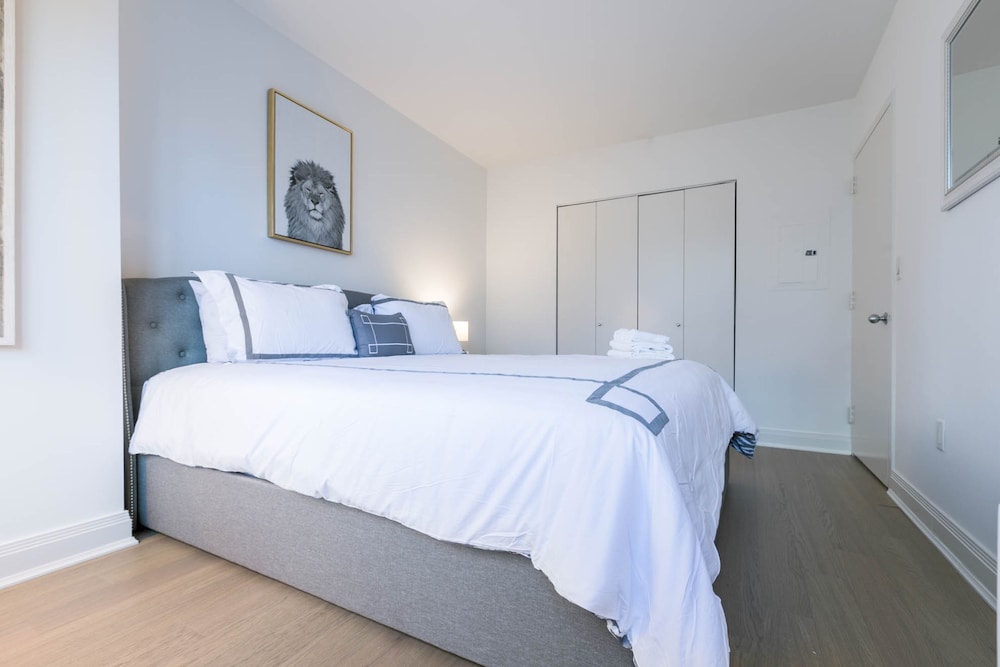 Fully Furnished 1BR in Murray Hills