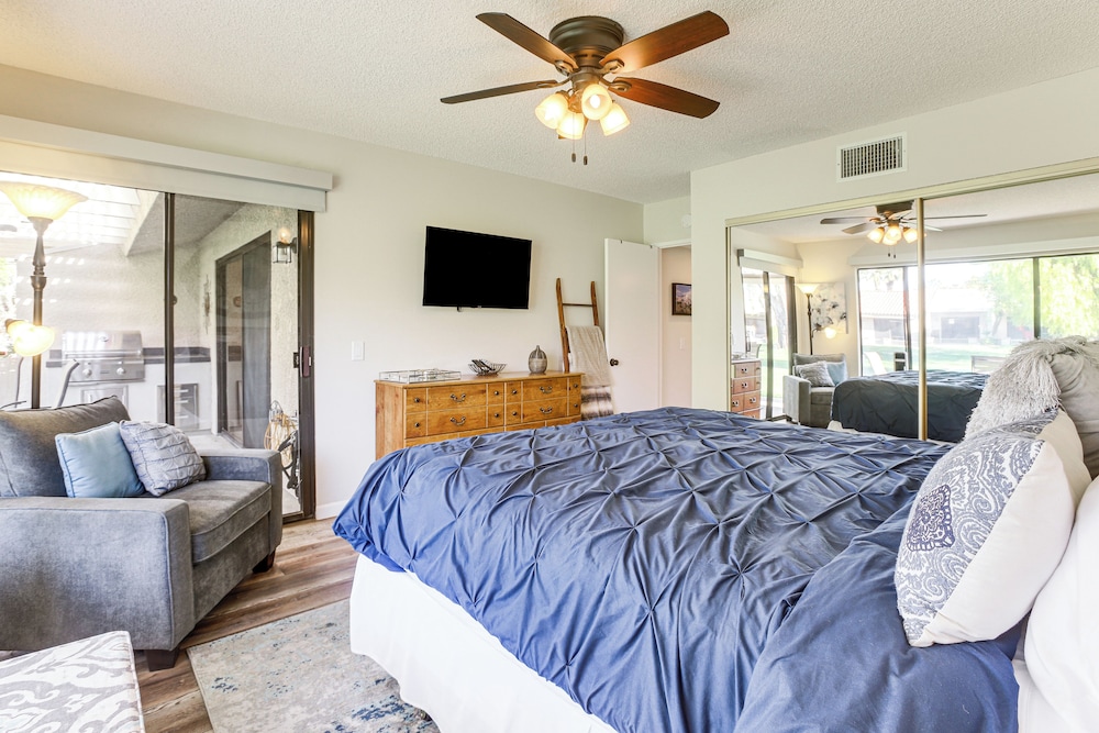 Golf Course On-site: Peaceful Condo in Palm Desert
