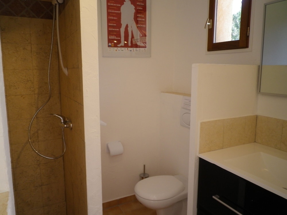 Photo 24
