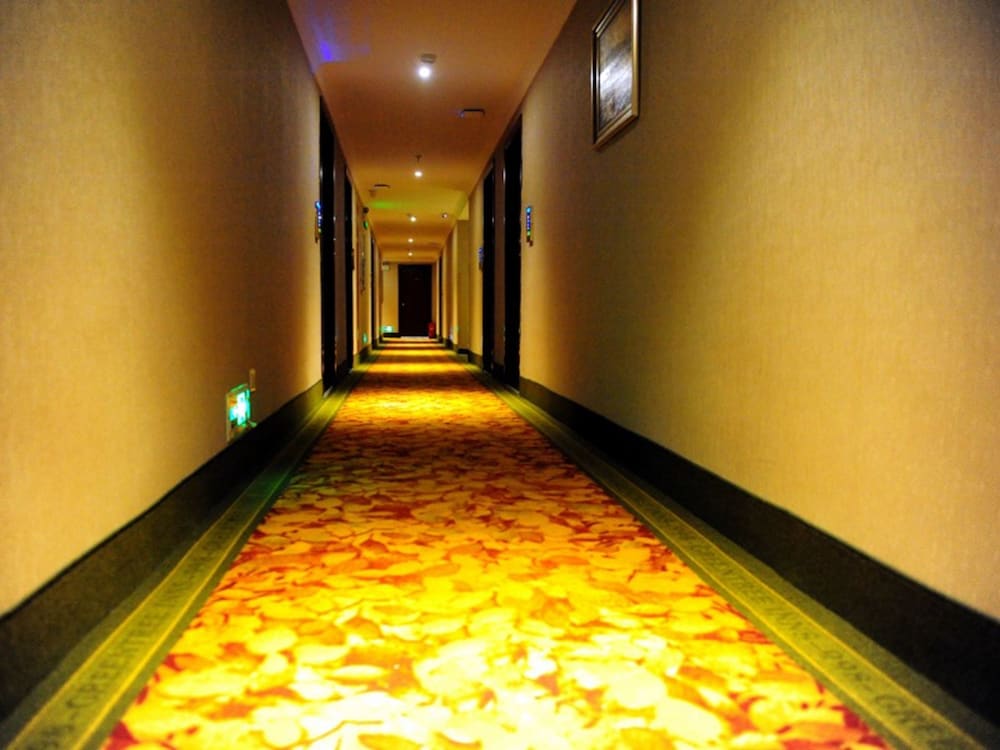 GreenTree Inn GanZhou Zhanggong District SanKang Temple RT-MART Express Hotel