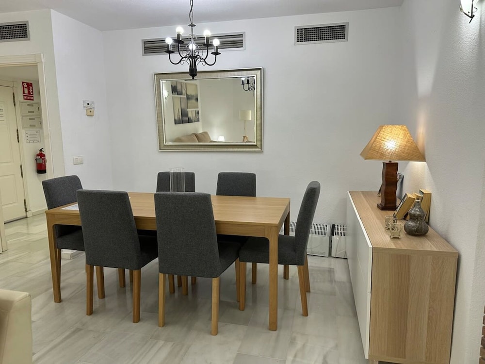 Standard 2 Bedroom Ground Floor Apartment F-3