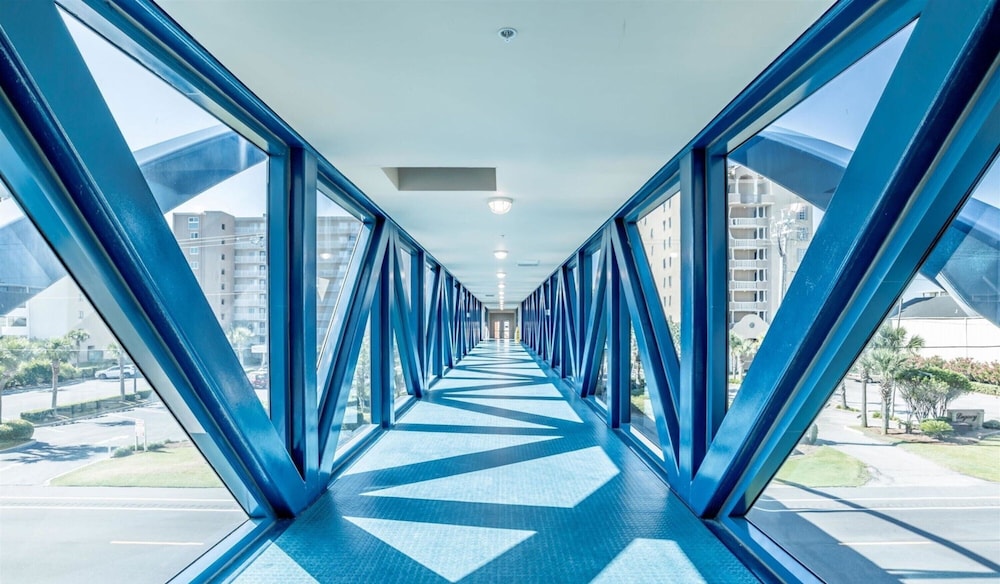 Crystal Tower 1501