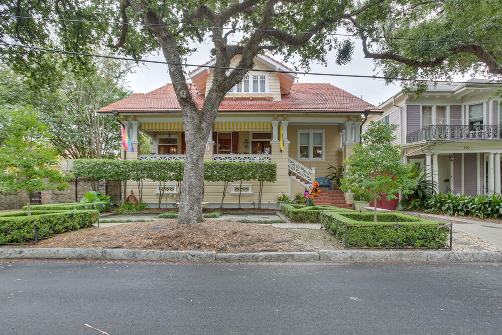 New Orleans Vacations - Lavish New Orleans Haven w/ Private Pool! - Property Image 4