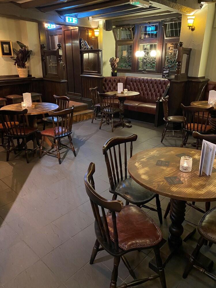 The Red Lion