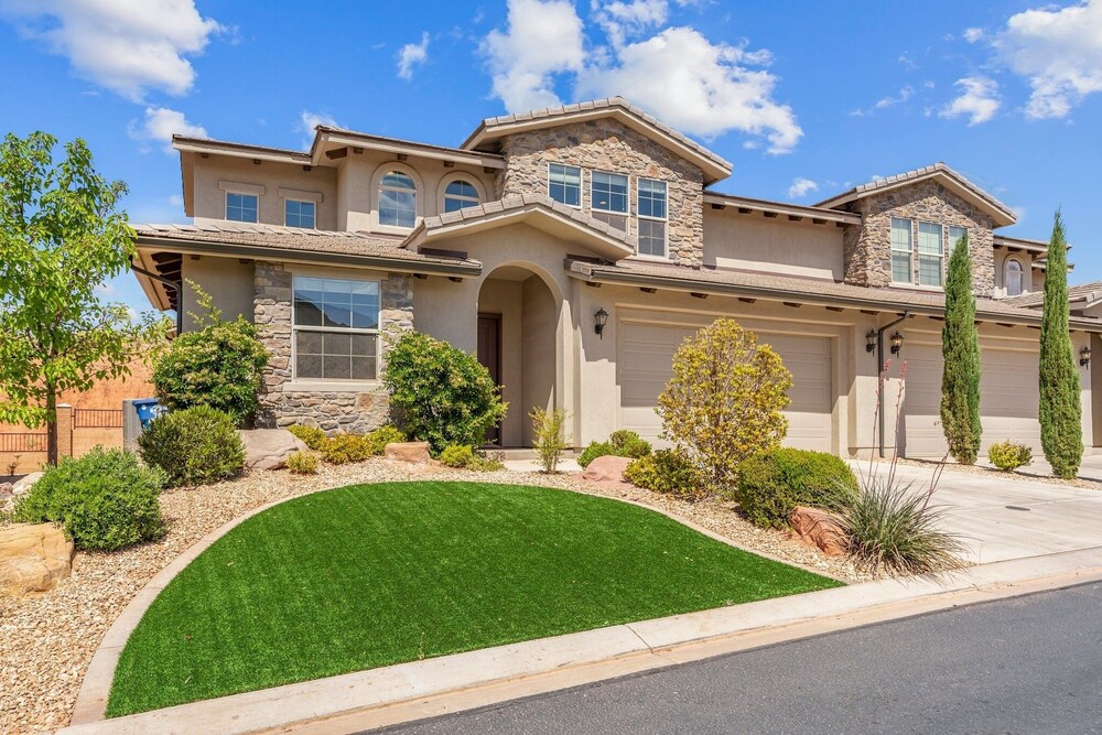 Desert Serenity 4 Bedroom Townhouse