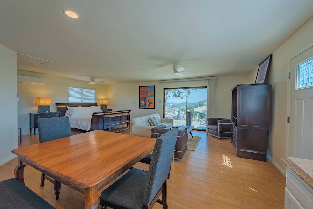 Heartview Cottage