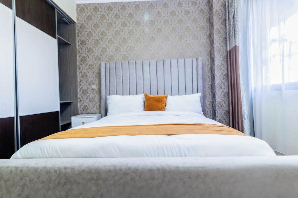 Luxurious Nairobi Apartment With Shared Pool and City Views