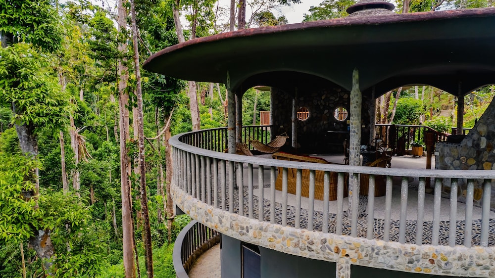 Atremaru Jungle Retreat