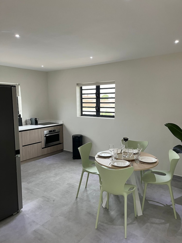 Apartment Serena, Mambo Beach