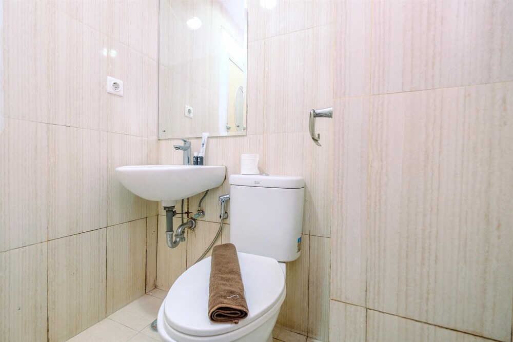 Comfort Stay Studio at 6th Floor Sentul Tower Apartment