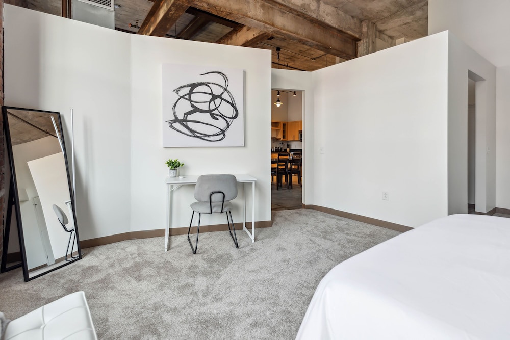 Historic Loft Retreat With Pool view 4