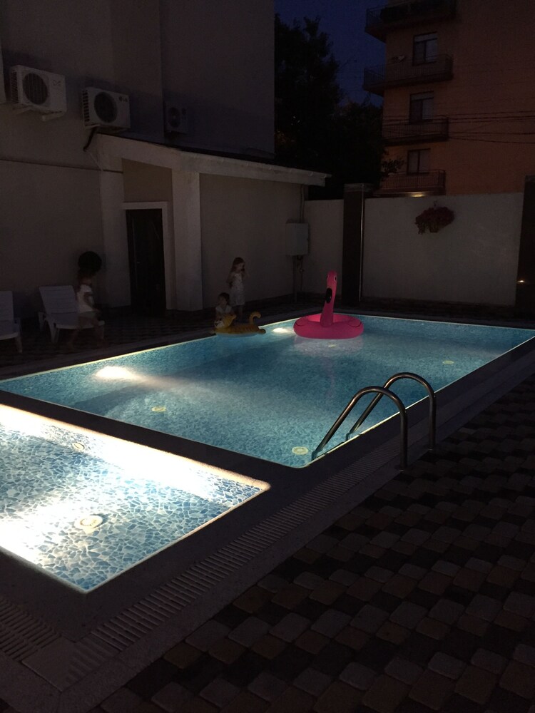 Photo 41