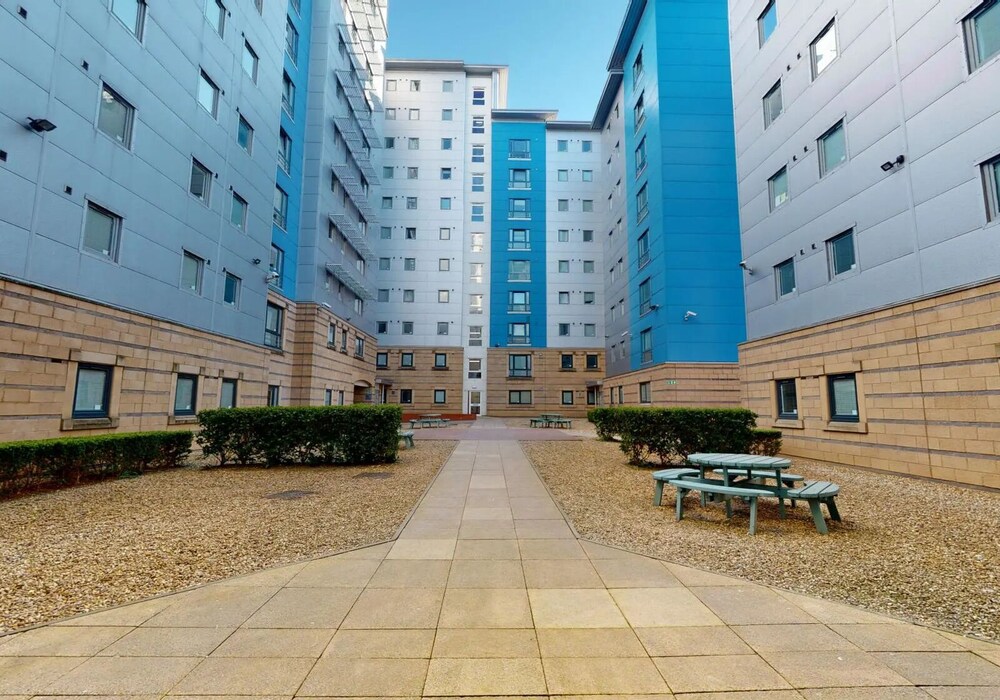 Opal Court