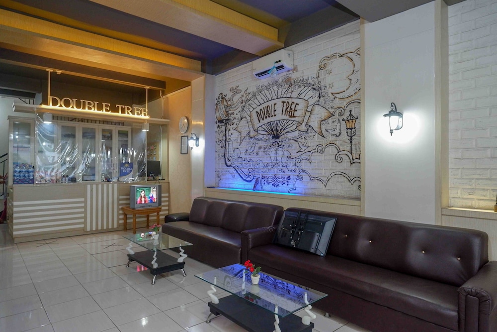 Urbanview Hotel Double Tree Purwokerto view 4