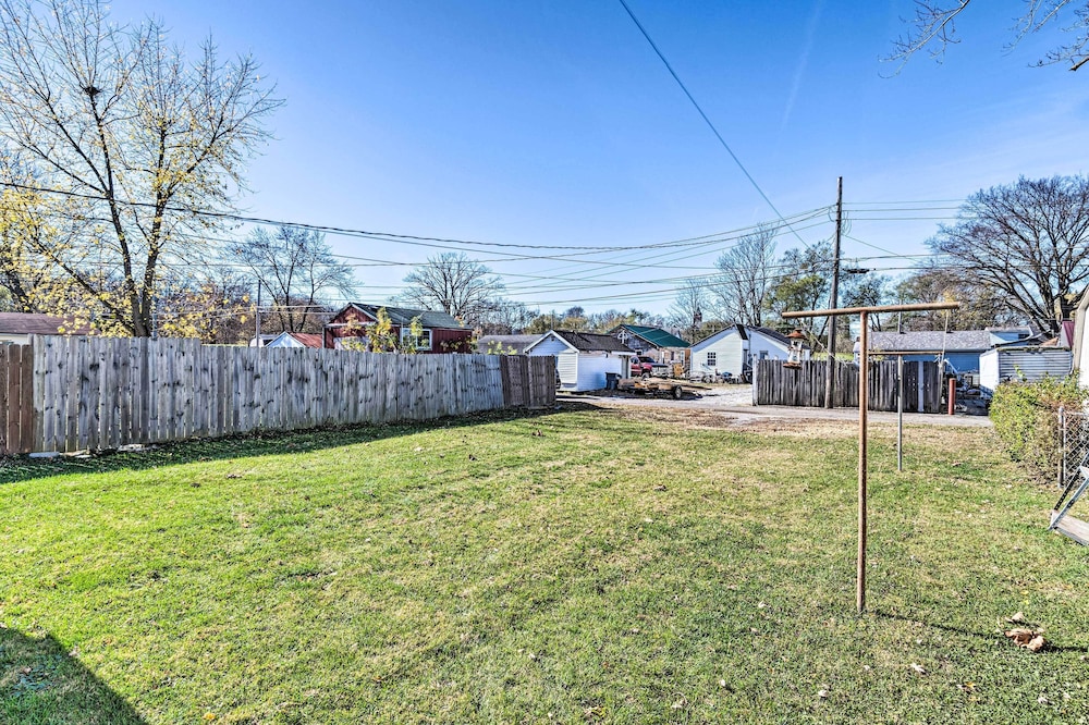 Anderson Bungalow Near University + Downtown!