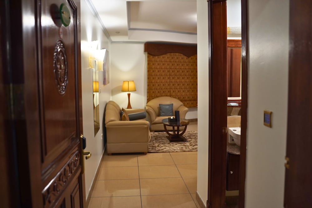 Sand Rose Suite Hotel