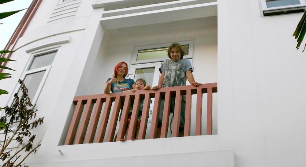 Center Homestay