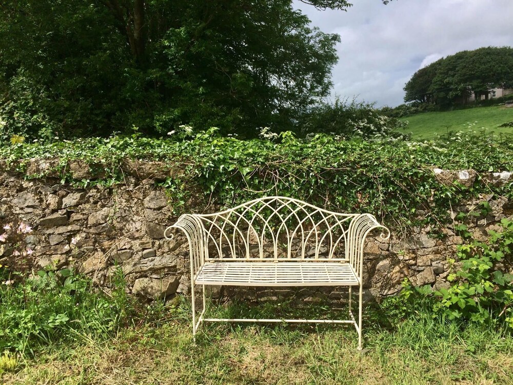 Ty Capel Bryntwrog