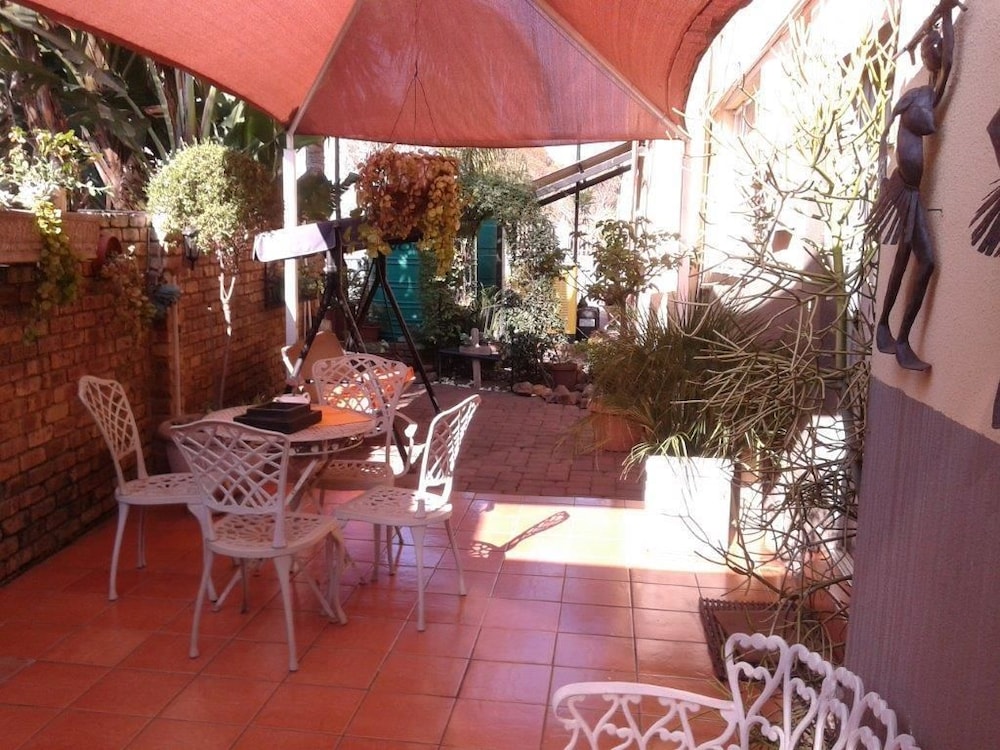 Kalahari Guest House
