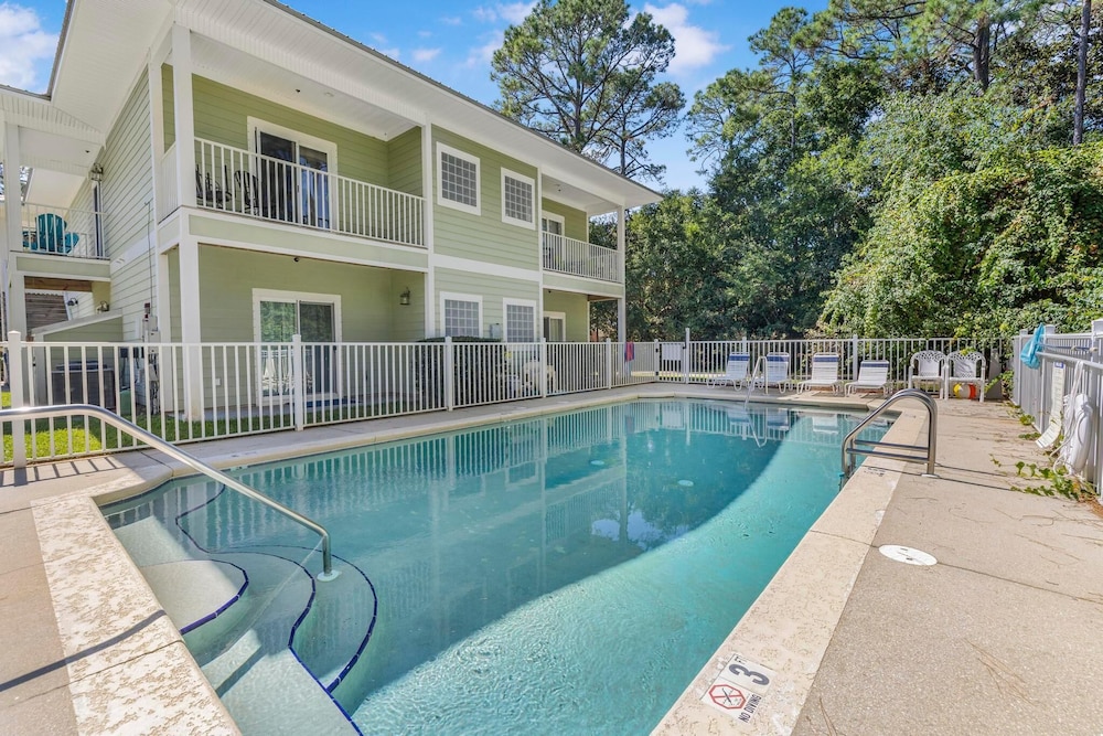 Laguna Breeze C