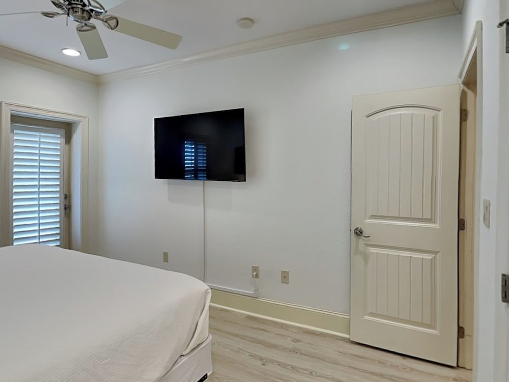 Destiny's Paradise by Southern Vacation Rentals
