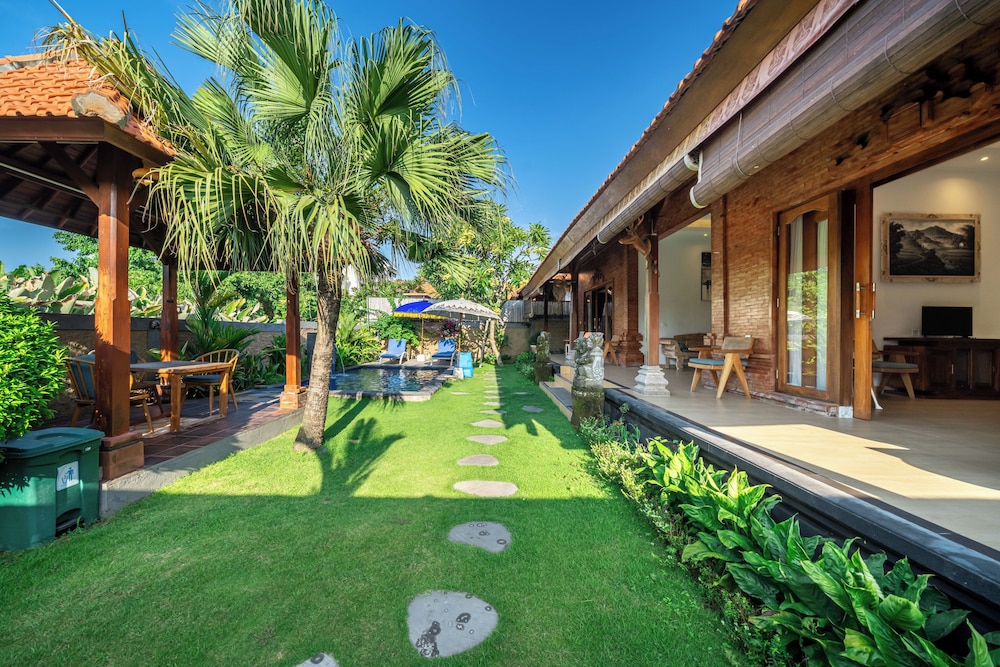 Nelayan Home Villa