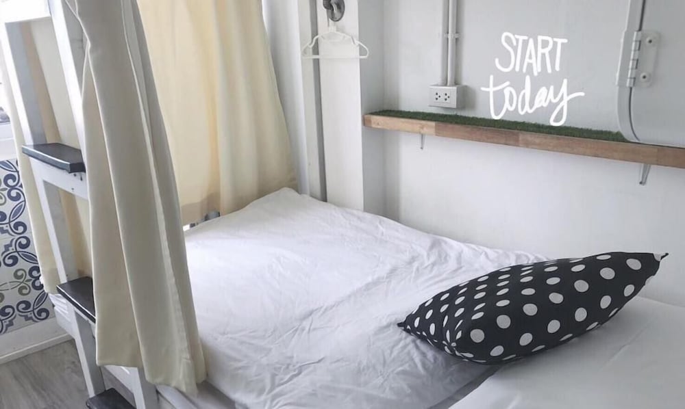 Jetty Huahin Hostel