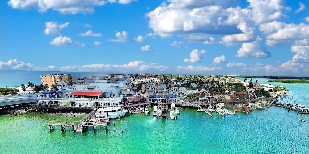 The Harbor Condo 503 - Premier